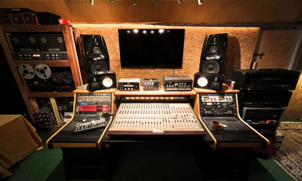 Tarkkaamo Univaltakunta Studio 2 Tarkkaamo Univaltakunta Studio 2